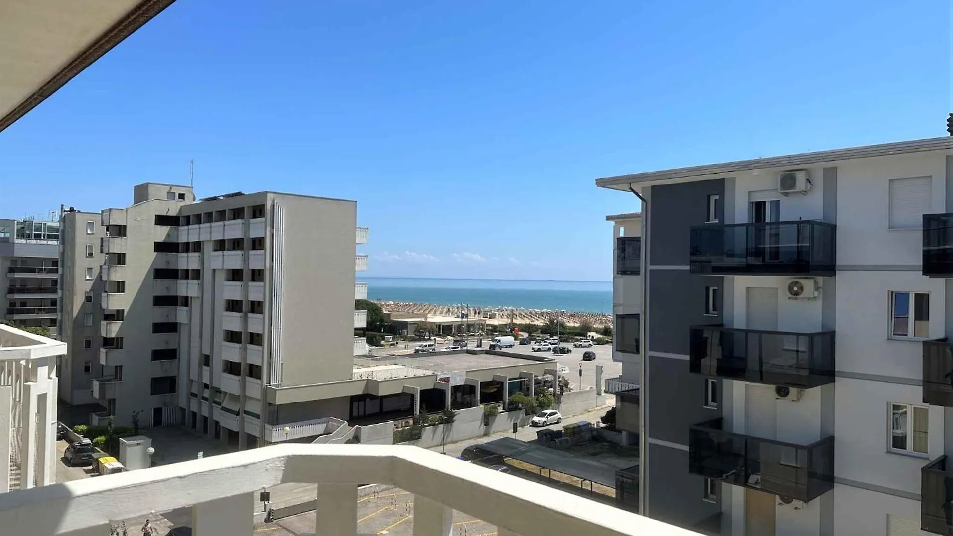 Apartments In Bibione 37068