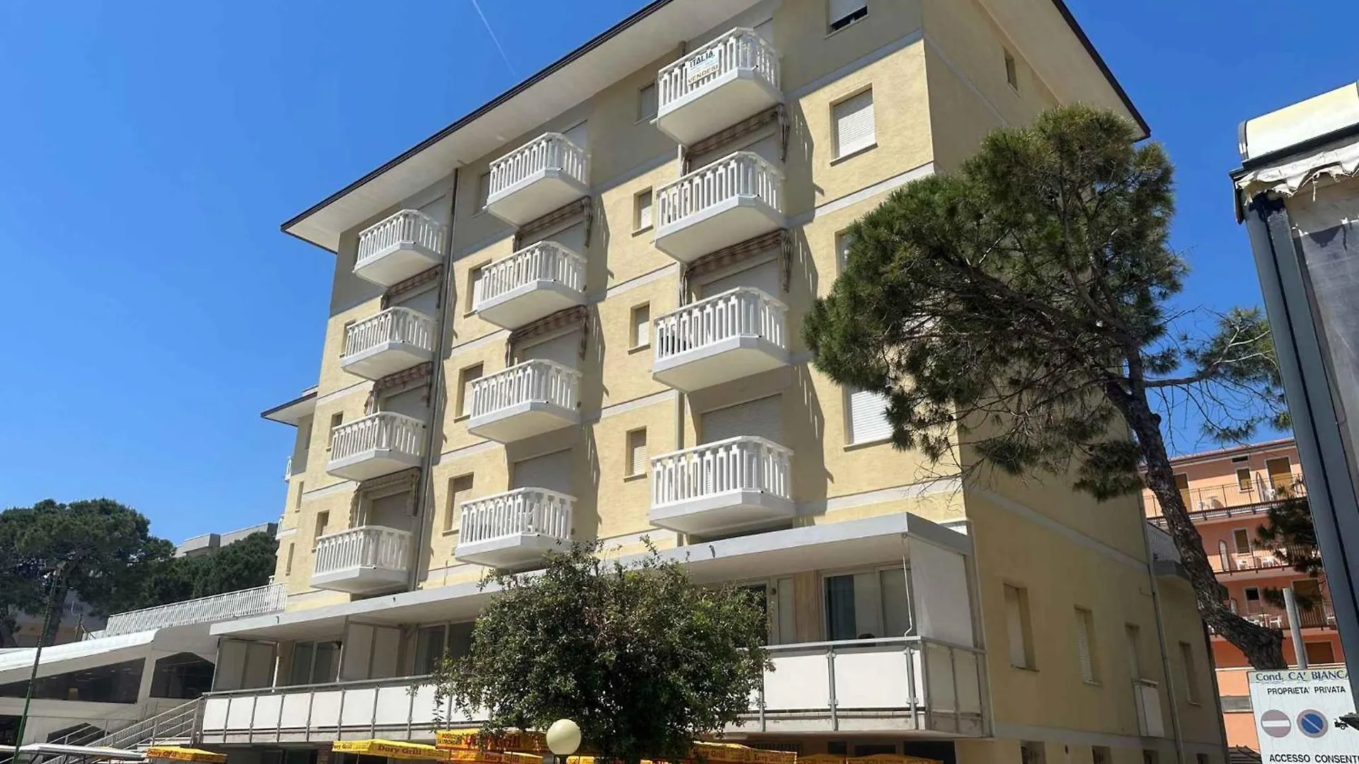 Apartments In Bibione 37068 Italy