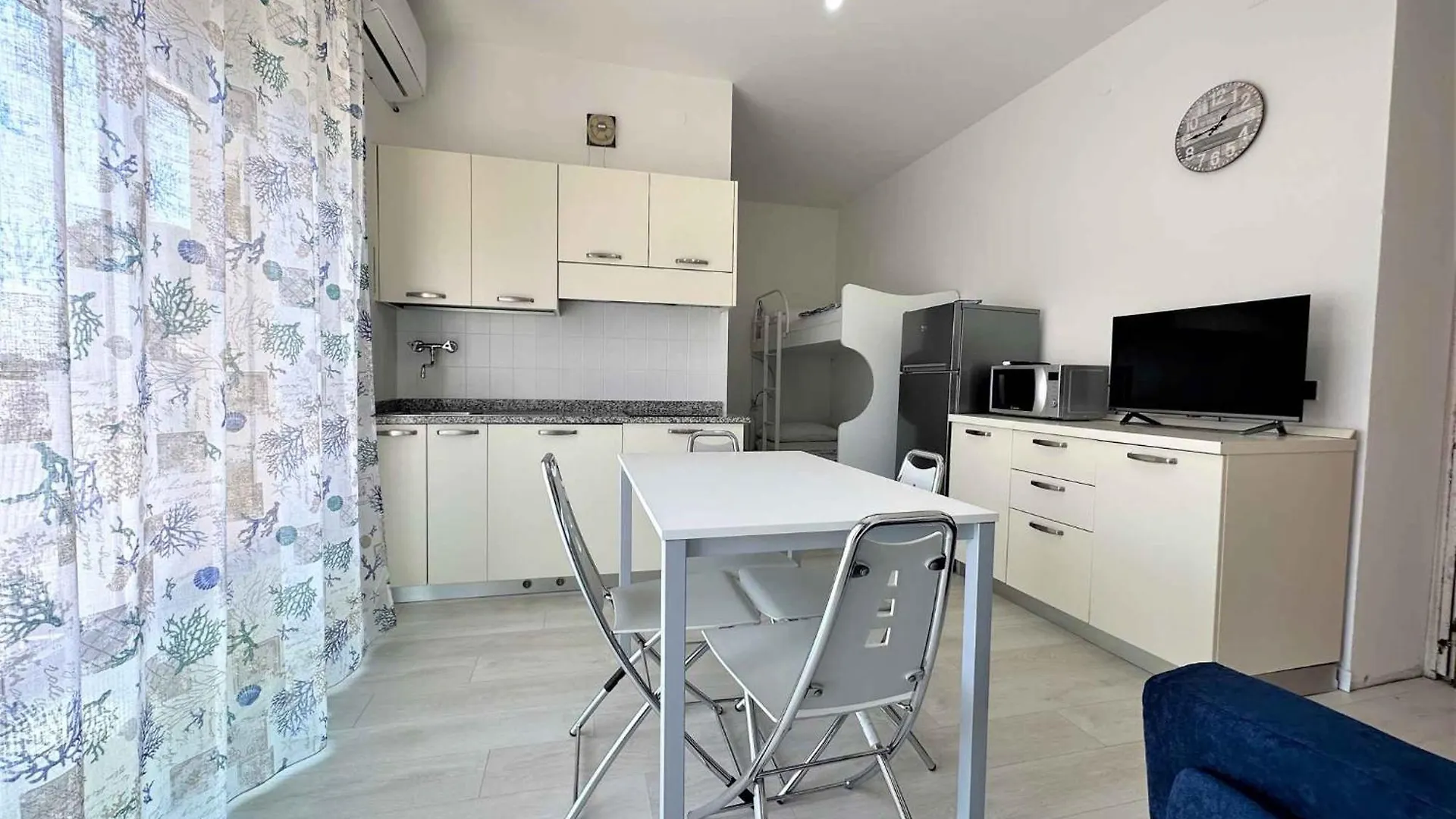 Apartments In Bibione 37068 0*,